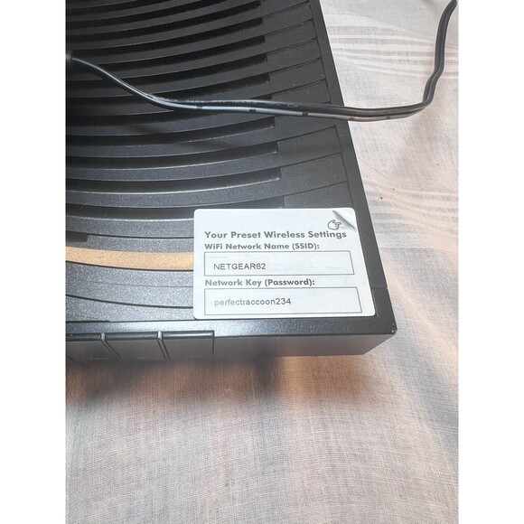NETGEAR Nighthawk X4 C7500 AC3200 WiFi Cable Modem Router DOCSIS 3.0 - Picture 3 of 5